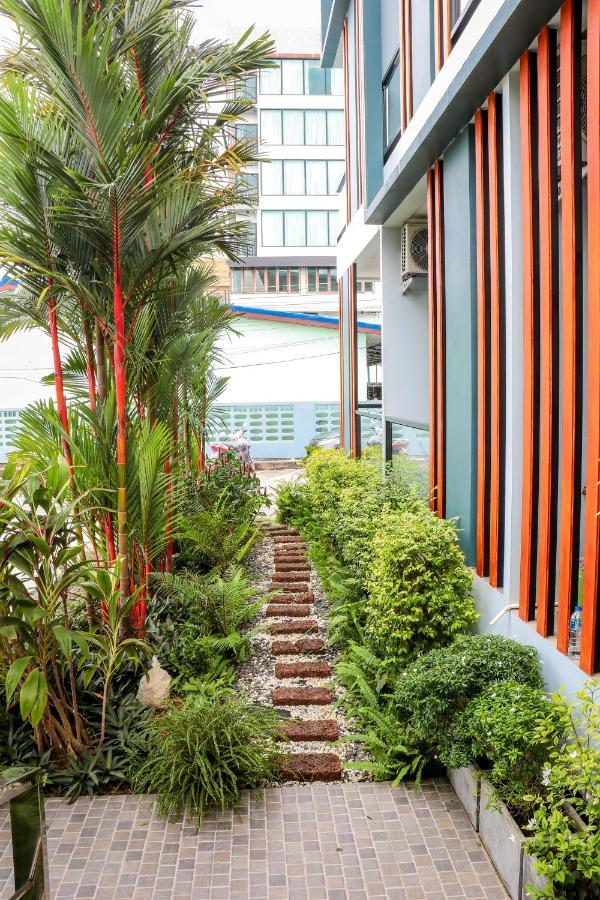 S2 Airport Residence Nai Yang Exterior photo